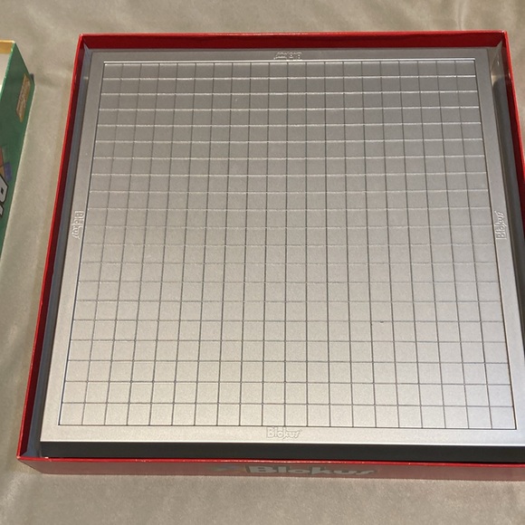 Blokus Strategy Game - Picture 3 of 15